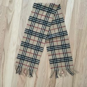 Burberry scarf